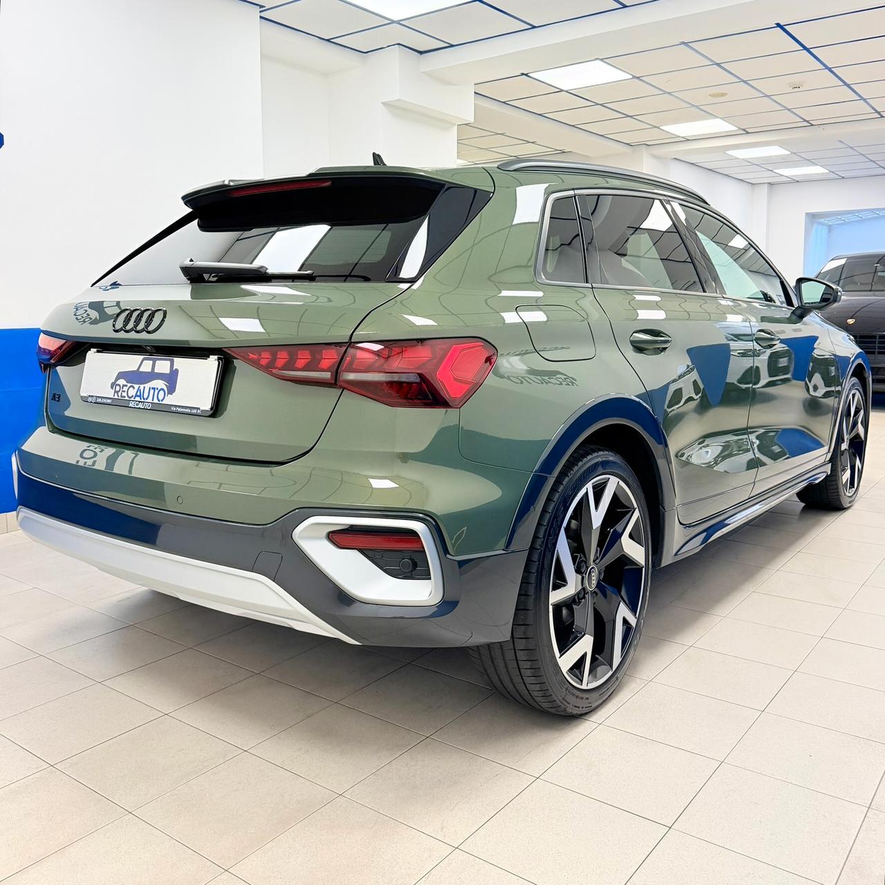 Audi A3 allstreet 35 TDI S tronic Identity Contrast