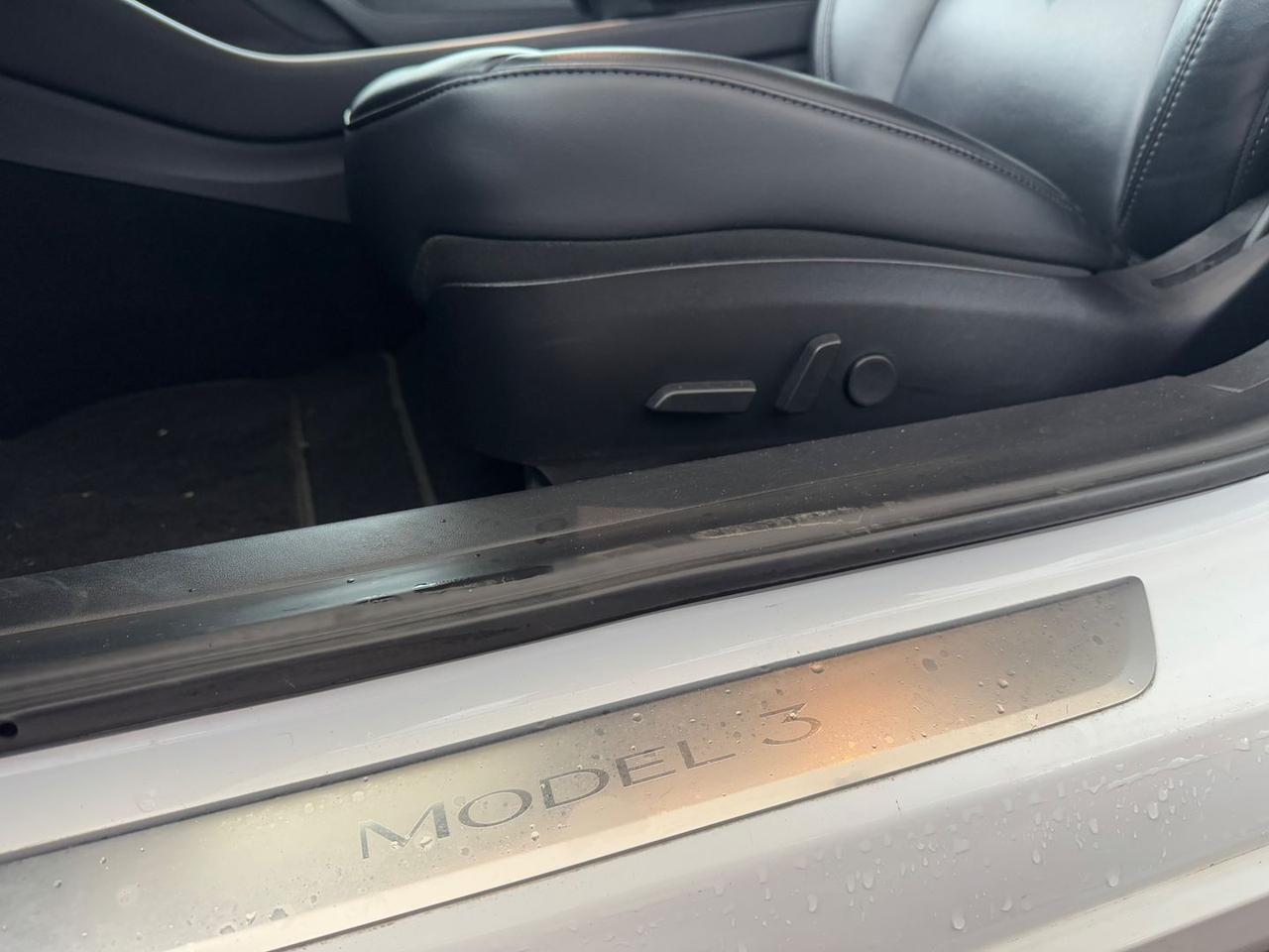 Tesla Model 3 Long Range Dual Motor AWD #8658