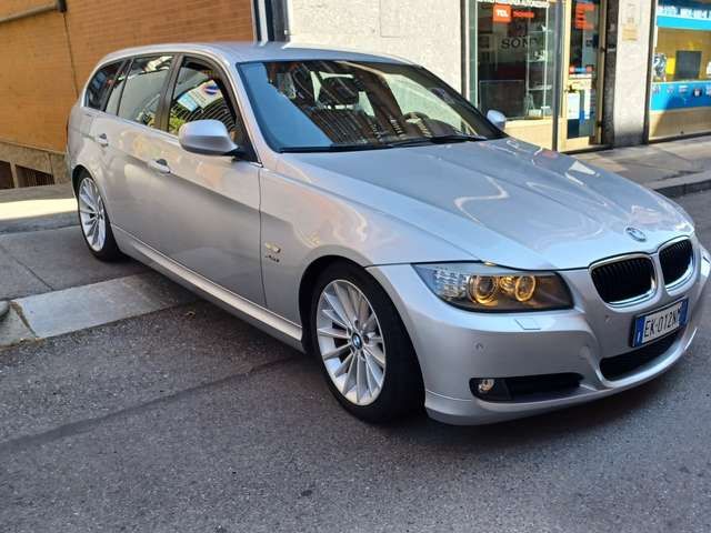 BMW 320 320d Touring xdrive Futura c/pelle 184cv