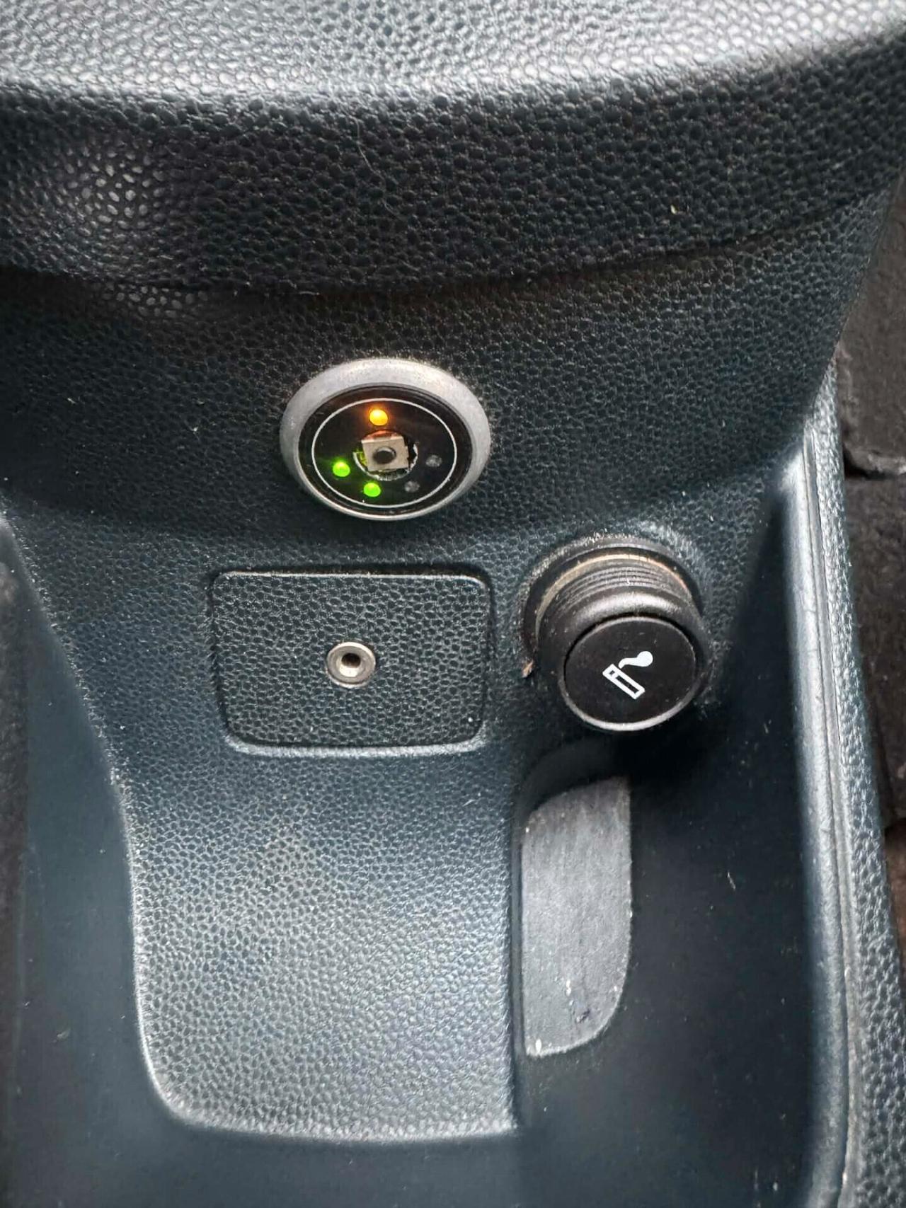 Ford Fiesta 1.4 Benz/GPL Anno 2011 71 KW