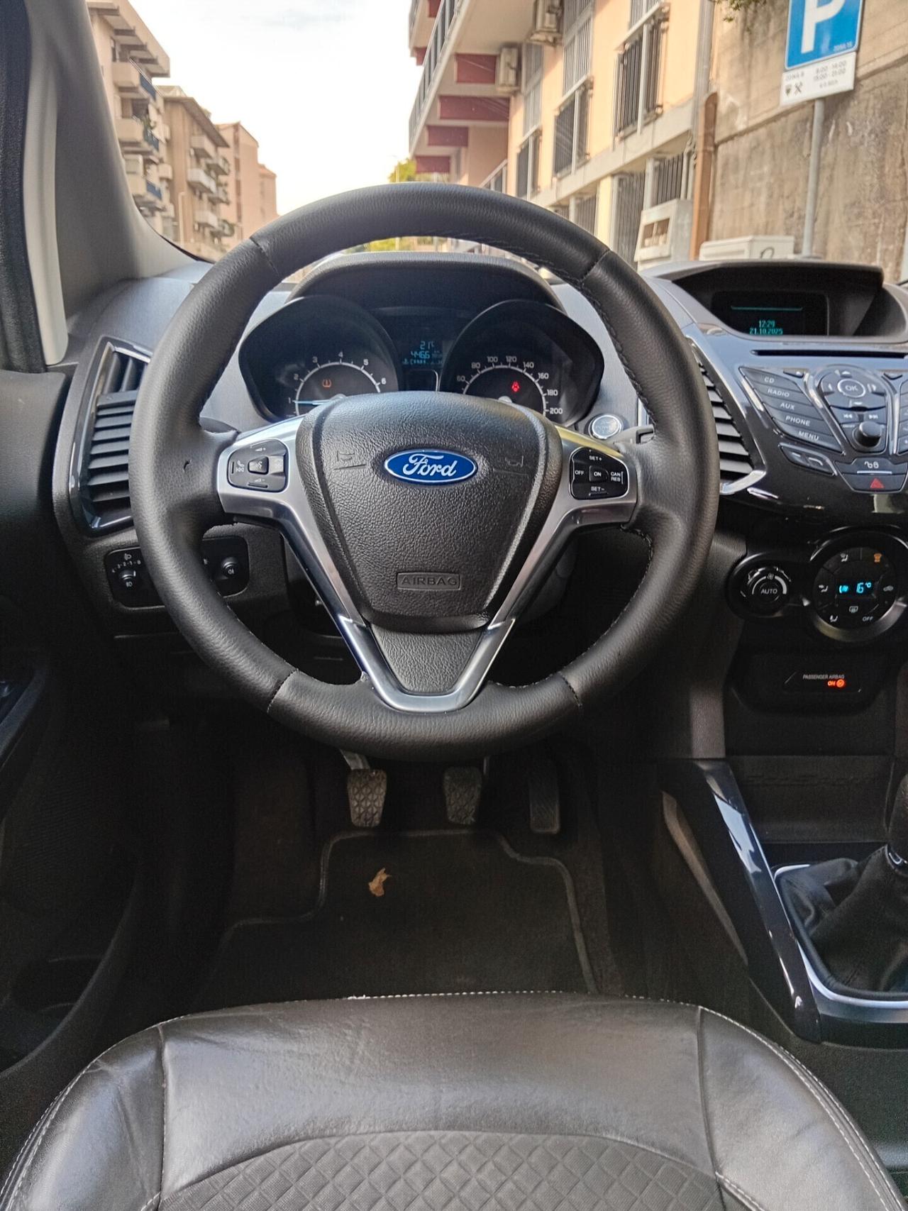 Ford EcoSport 1.5 110 CV Titanium MANEGGEVOLE NELLA GUIDA