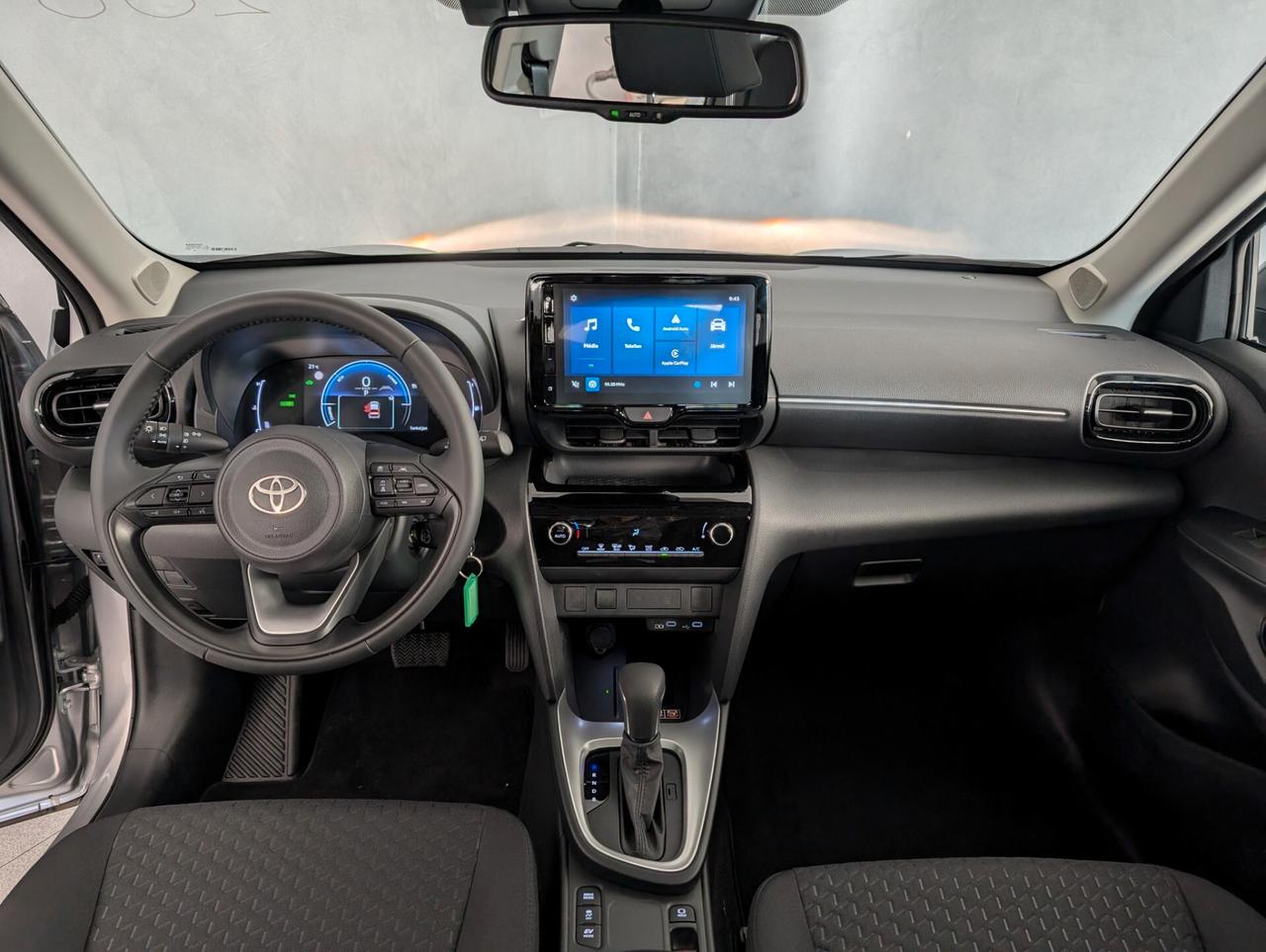 TOYOTA YARIS CROSS 1.5 HYBRID 116 CV ACTIVE KM0