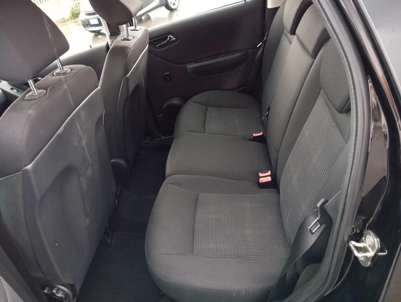 Mercedes-benz A 160 blue efficency