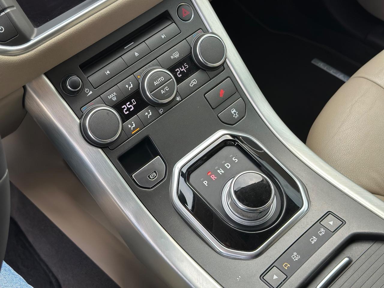 RANGE ROVER EVOQUE 2.2 TD4 150CV PRESTIGE BLACK