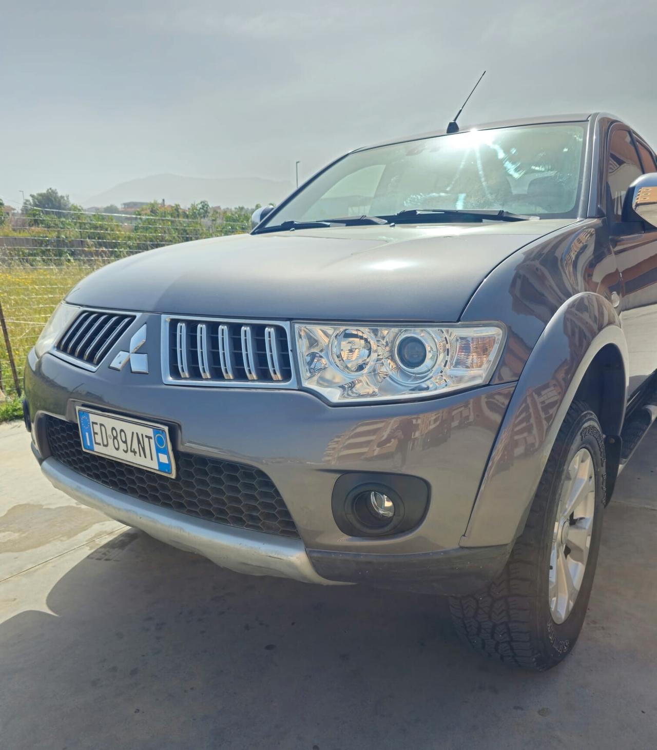 Mitsubishi L200 2.5 DI-D/178CV DC Intense Plus