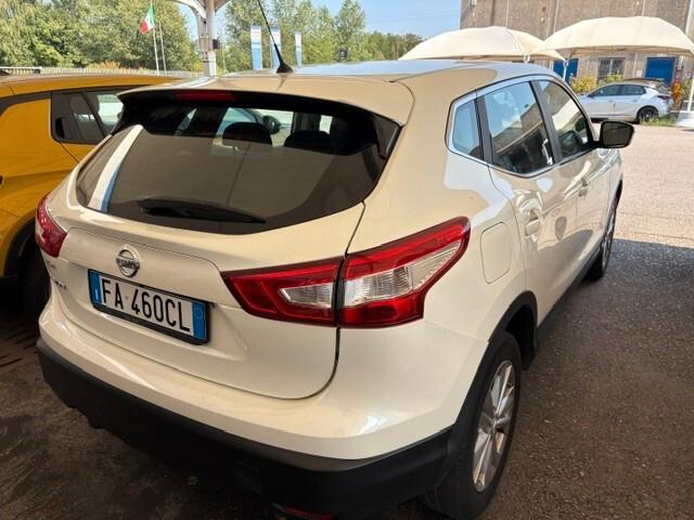 Nissan Qashqai 1.2 DIG-T Acenta