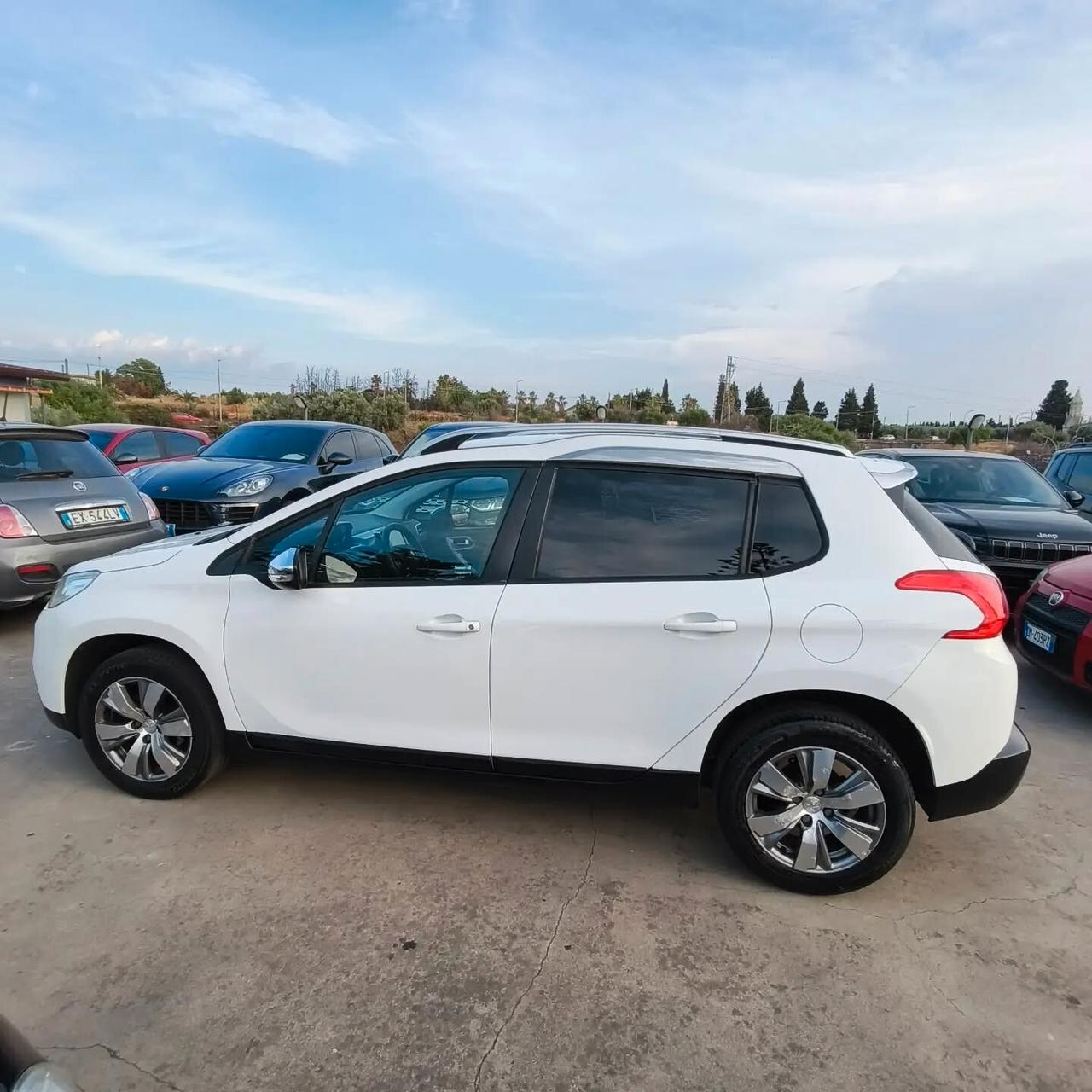 Peugeot 2008 1.6 e-HDi 92 CV 2014
