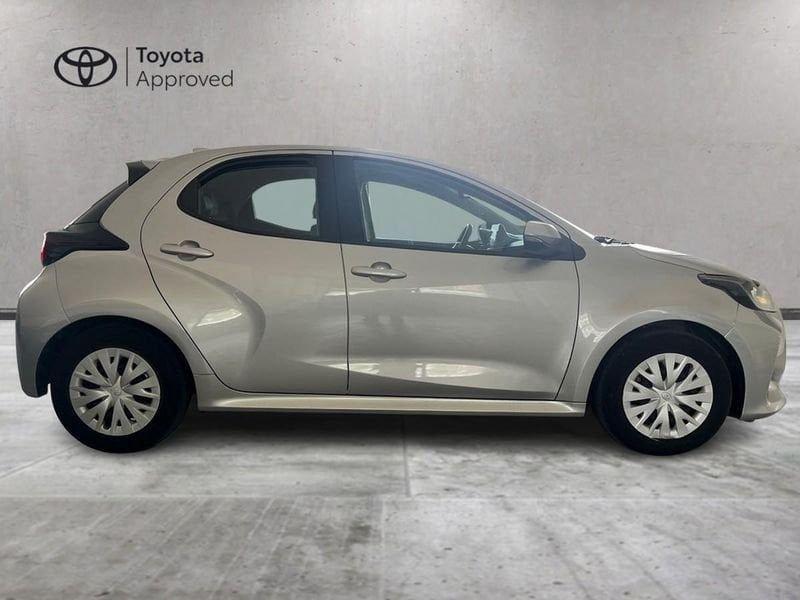 Toyota Yaris 1.5 hybrid Active