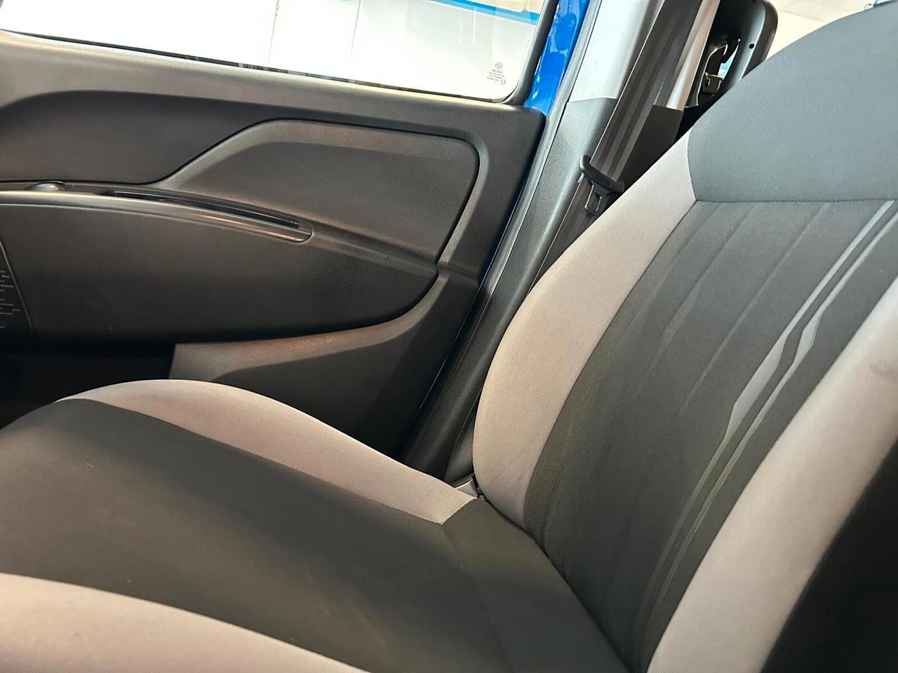 Fiat Doblo LOUNGE 1.6 MJT PC Combi N1 SPOTICAR