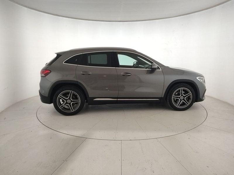 Mercedes-Benz GLA 200 d Premium 4matic auto
