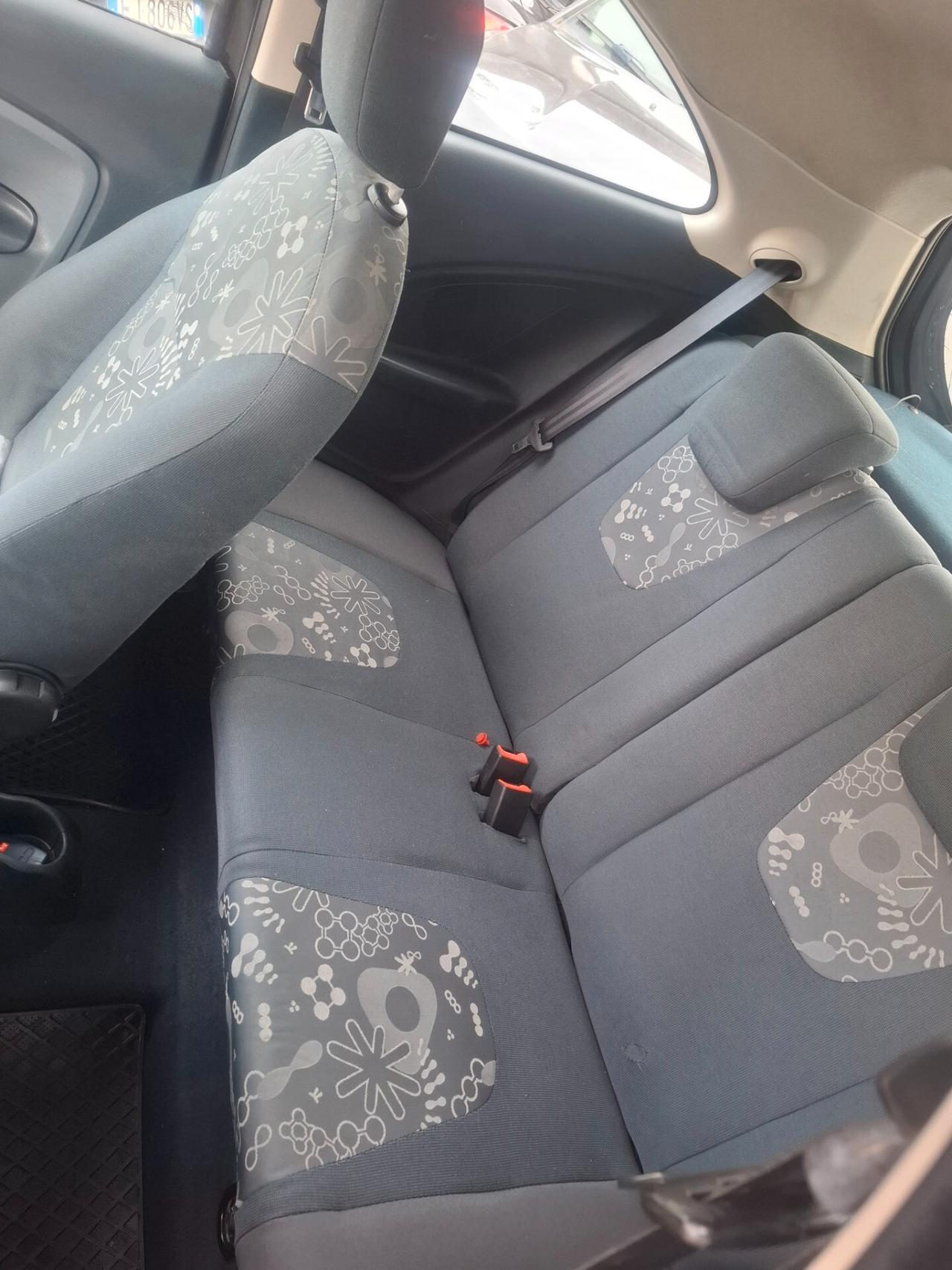 Ford Ka 1.2 8V 69CV Titanium