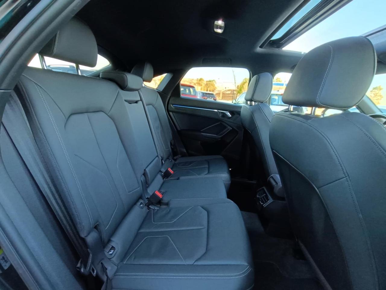 Audi Q3 35 TDI S tronic S line edition - 2020