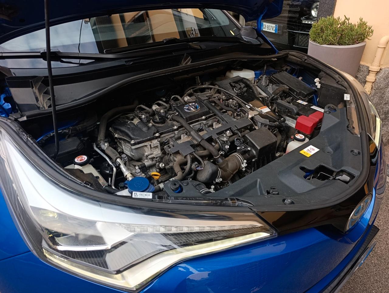 Toyota C-HR 1.8 Hybrid E-CVT Trend tagliandata Toyota