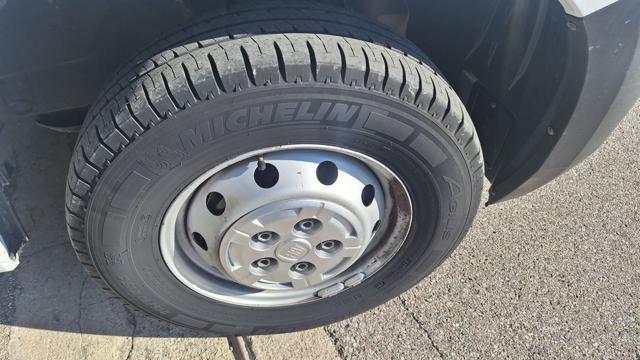 FIAT Ducato 35 2.3 MJT 140CV PL Cabinato N°GB865