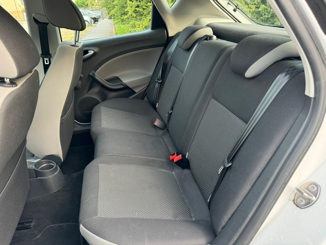 Seat Ibiza 1.4 TDI 75 CV CR 5p. Business High GRANDINATA