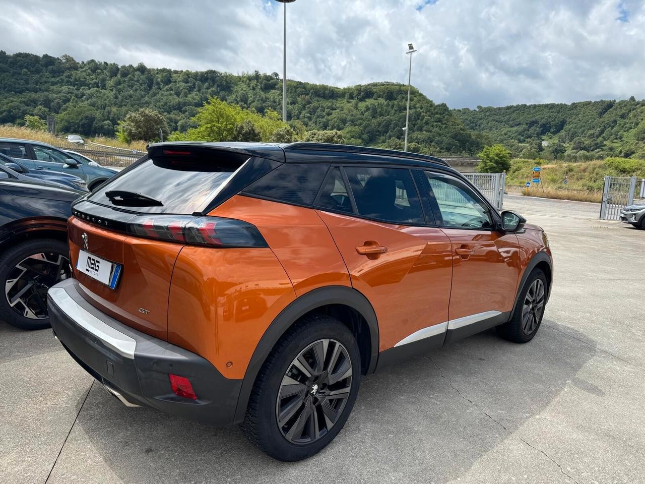 Peugeot 2008 PureTech 155 S&S EAT8 GT
