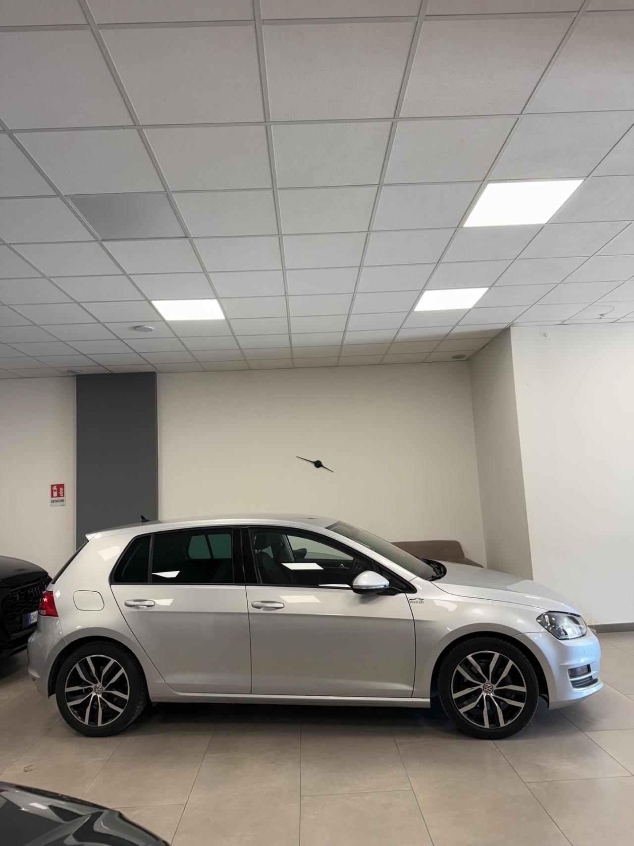 Volkswagen Golf 1.6 TDI 110 CV DSG 5p. Highline BlueMotion Technology