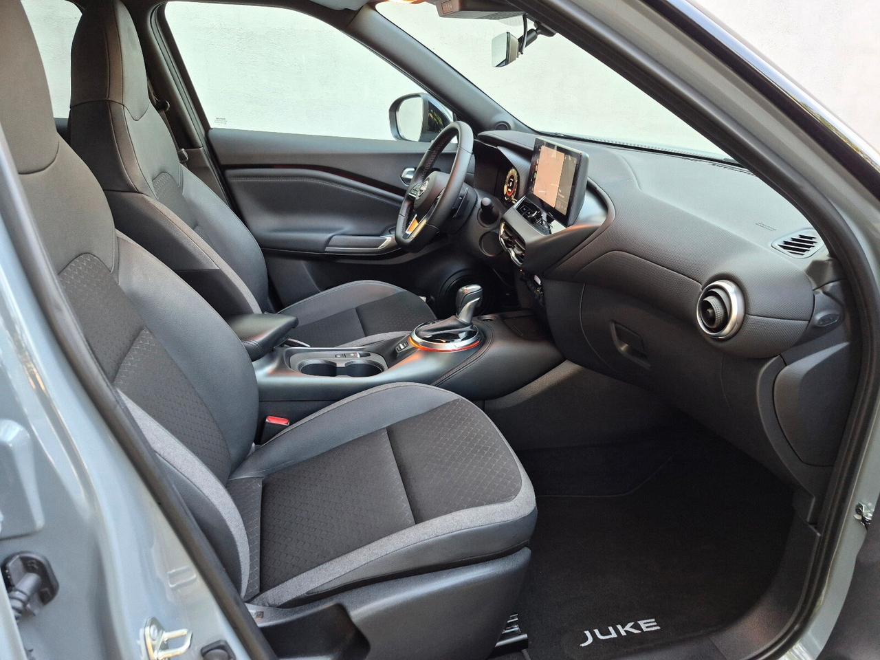 Nissan Juke 1.0 DIG-T 114 CV N-Connecta Automatica