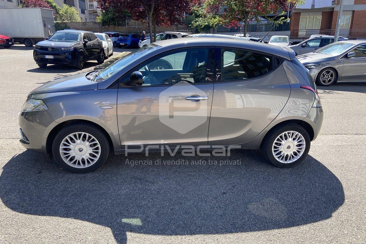 LANCIA Ypsilon 1.2 69 CV 5 porte Silver