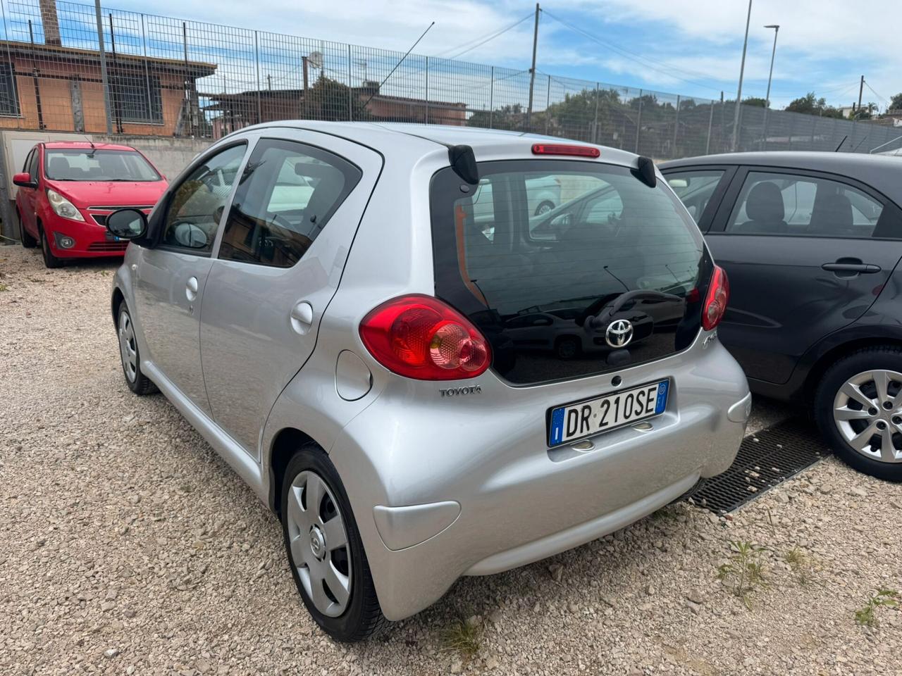 Toyota Aygo 1.0 benzina