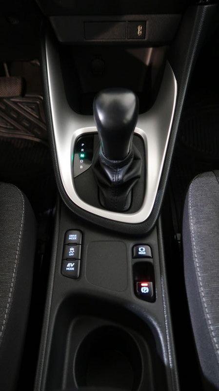 Toyota Yaris Yaris 1.5h Business # CARPLAY-CERCHI IN LEGA -FENDINEBBIA #