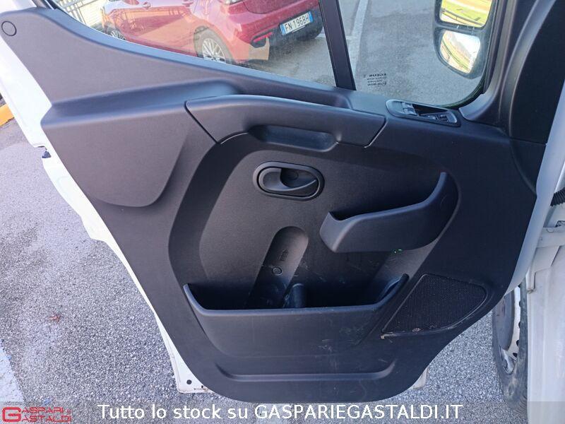 Renault Master Master T35 2.3 dCi 135 PL Cabinato Ice Cassone fisso