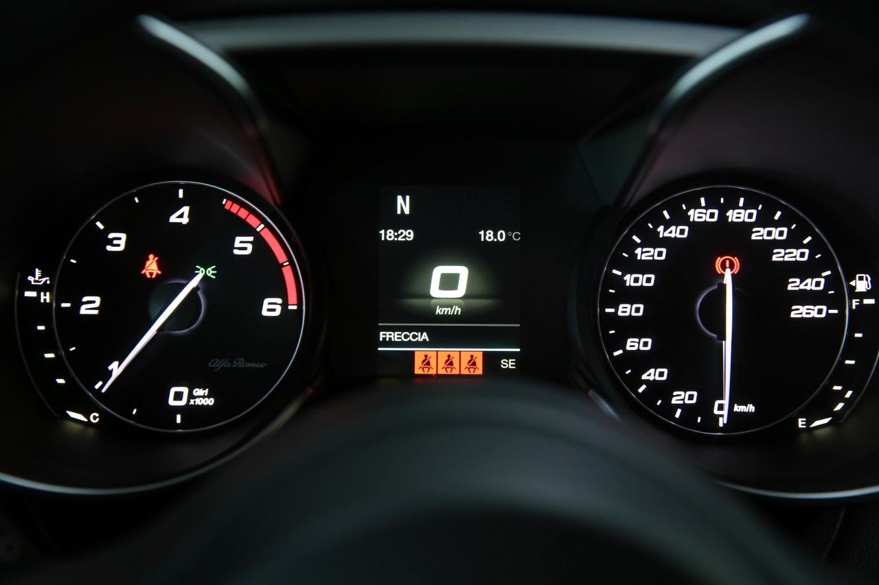 Alfa Romeo Giulia 2.2 Turbodiesel 150 cv Super