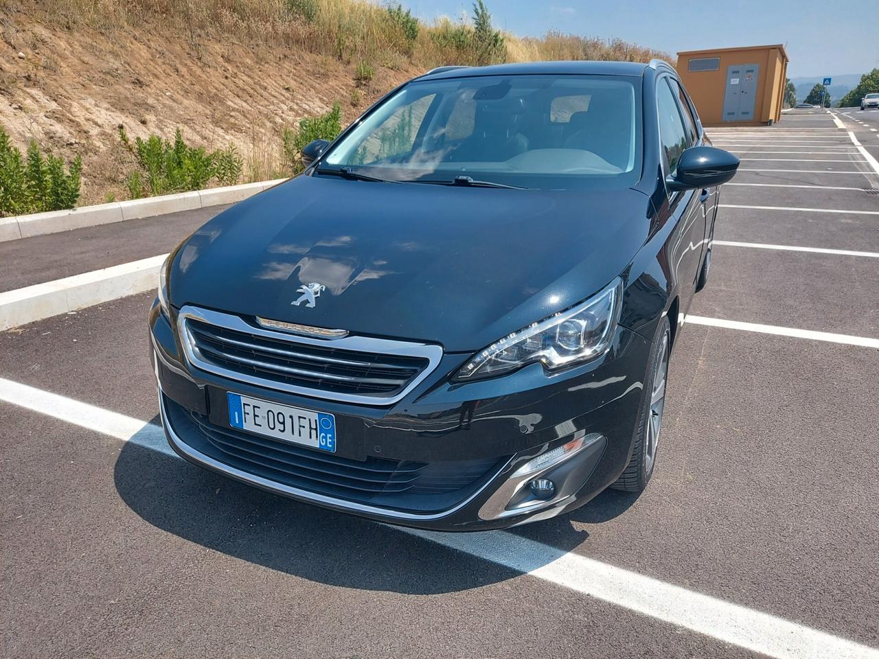 Peugeot 308 BlueHDi 120cv Allure PERFETTA