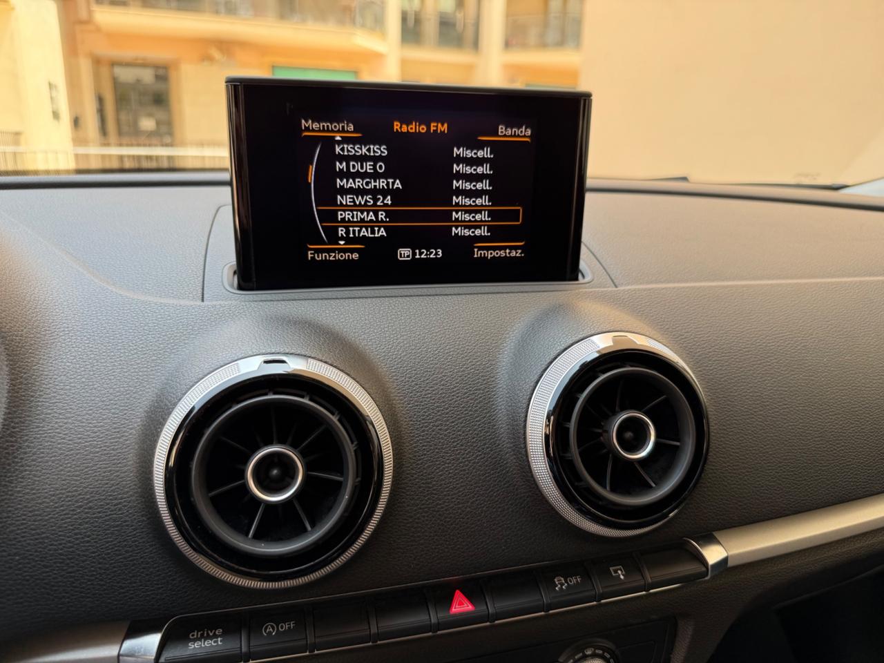 Audi A3 1.6 TDI ultra Attraction