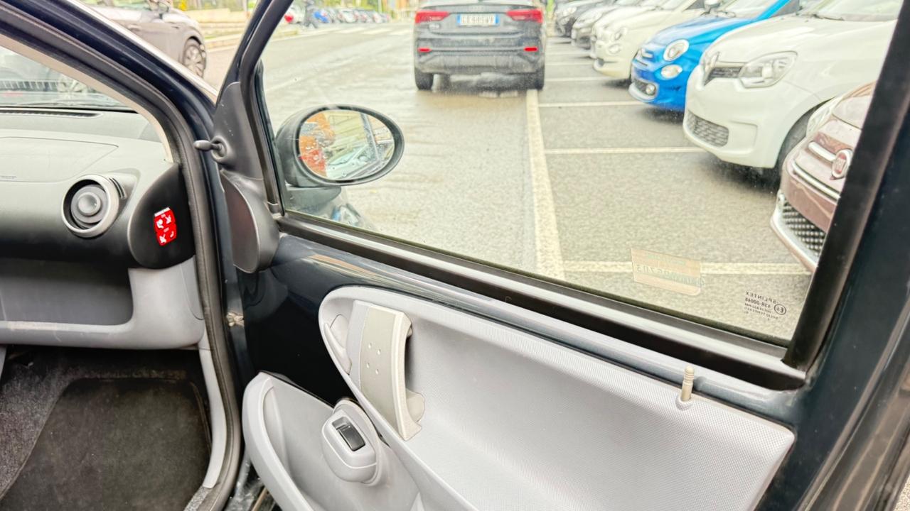 Toyota Aygo 1.0 12V VVT-i 5 porte Sol LED