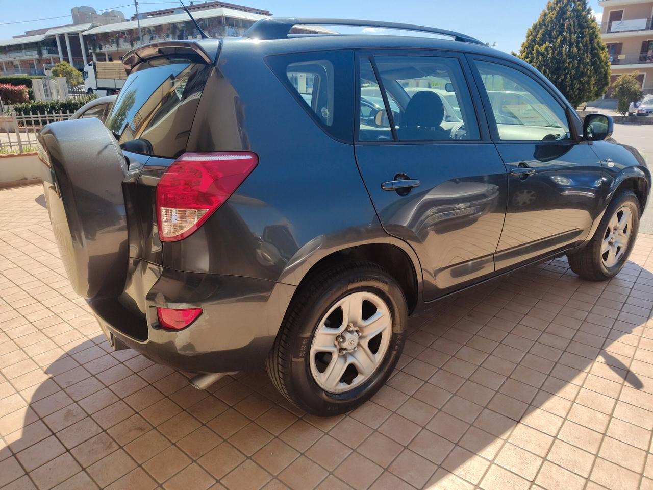 Toyota RAV 4 RAV4 2.2 D-4D 136 CV Sol