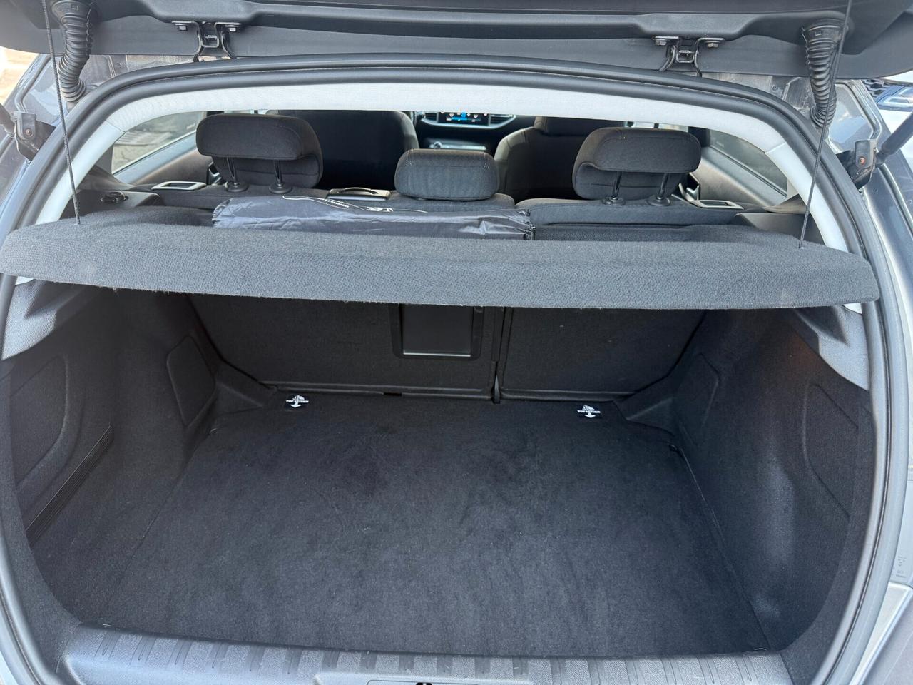 Peugeot 308 5p 1.2 Allure Pack s