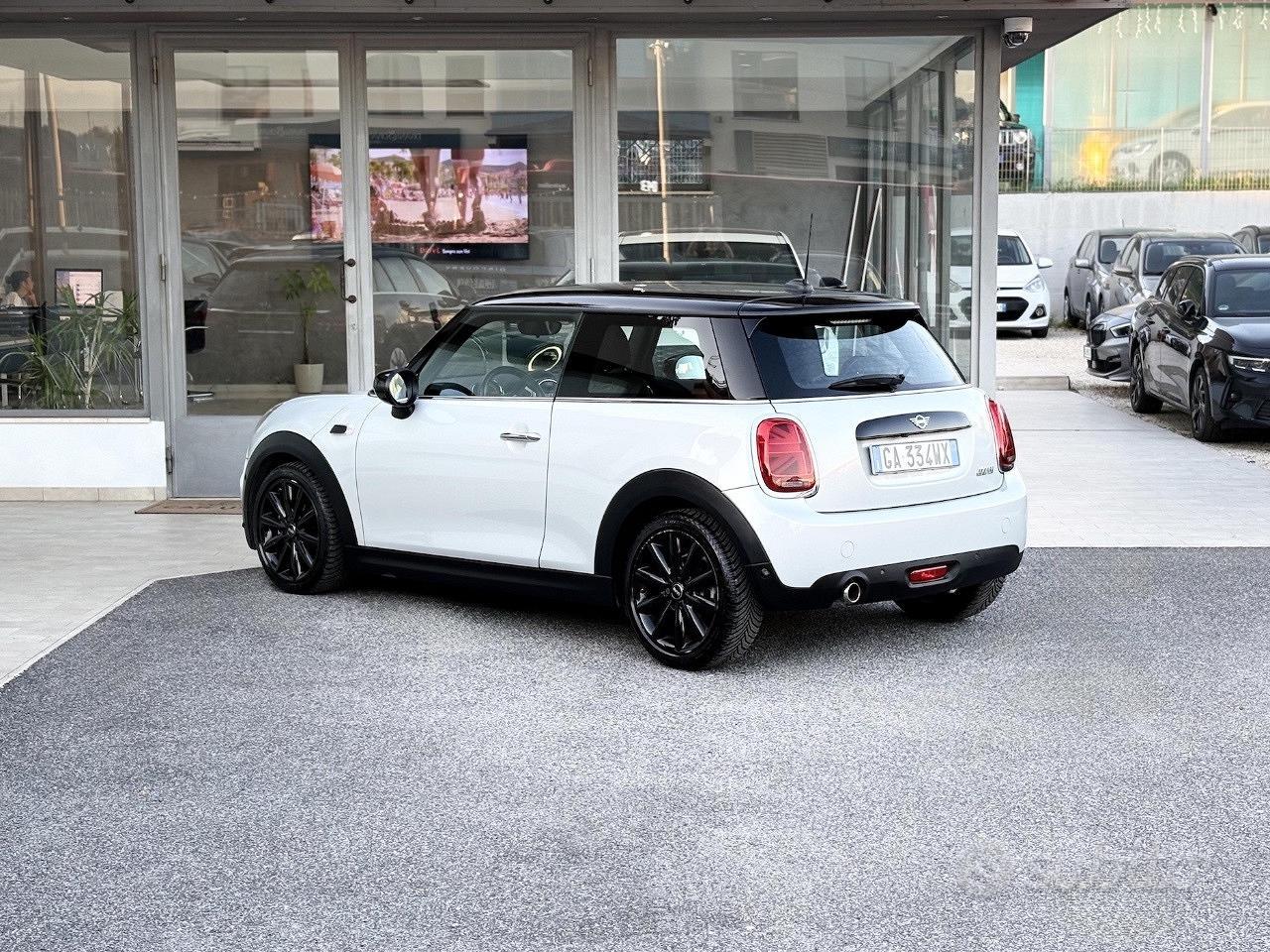 Mini Cooper 1.5 Benzina 136CV E6 Automatico - 2020