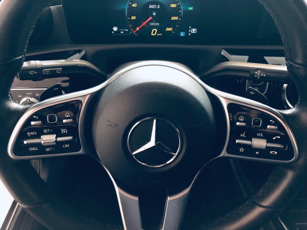 Mercedes-benz CLA 2.0 180 d Automatic Shooting BRA