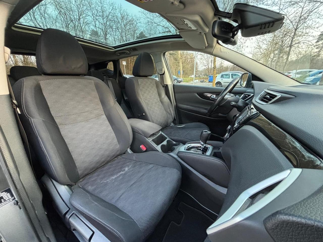 Nissan Qashqai 1.6 dCi X-Tronic 2WD Black Edition