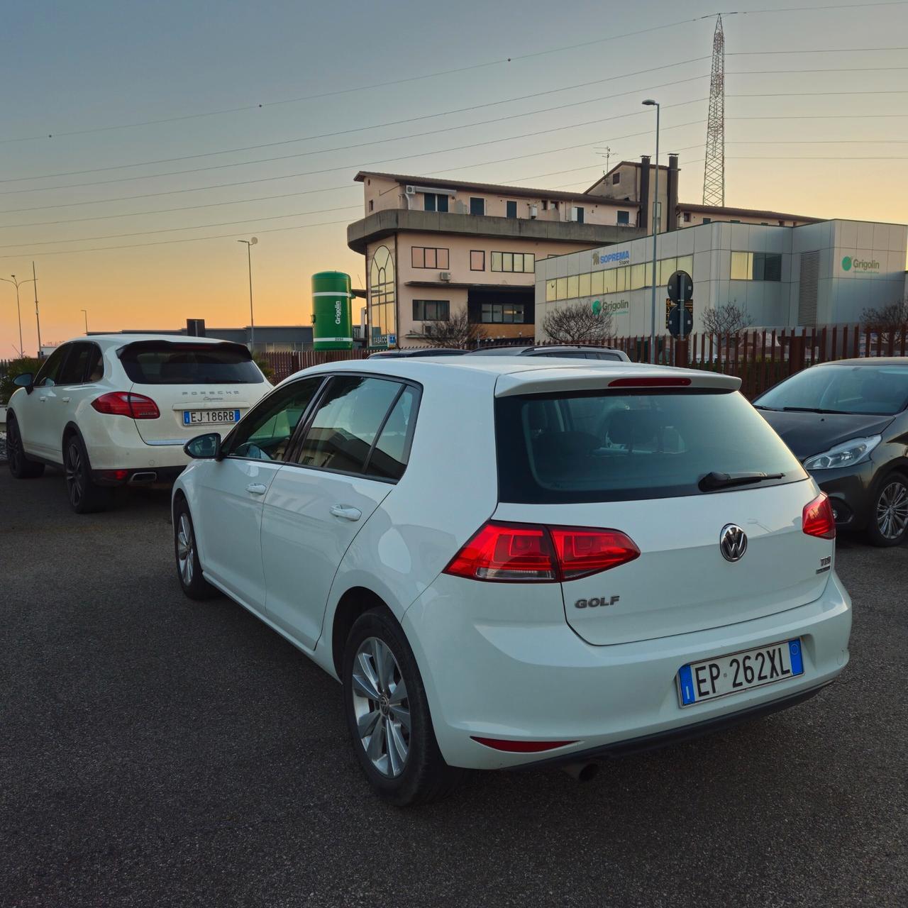 Volkswagen Golf 1.6 TDI 5p. Trendline BlueMotion Technology