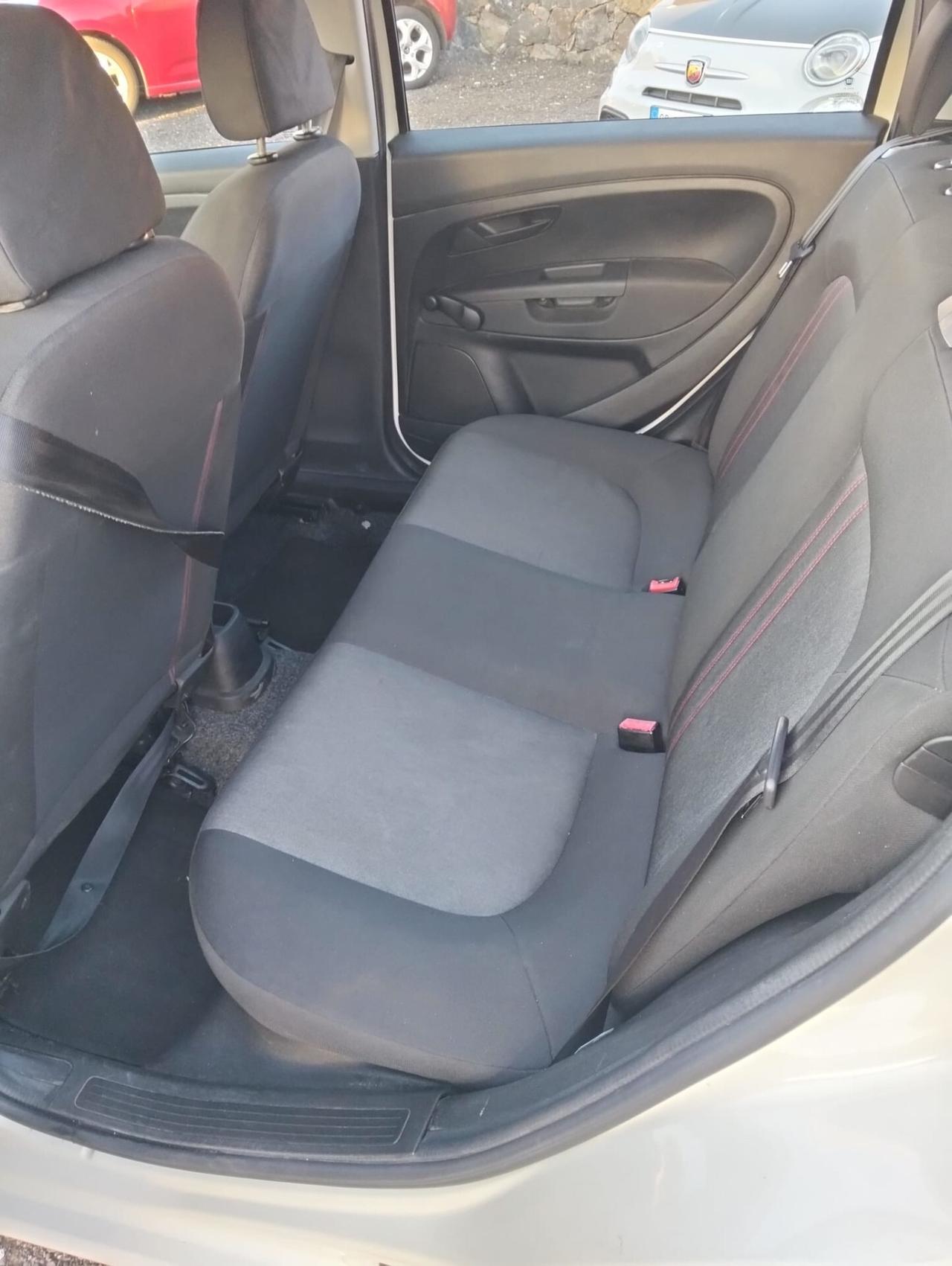 Fiat Punto Evo 1.4 5 porte S&S Blue&Me