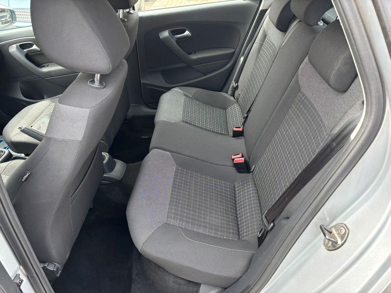 Volkswagen Polo 1.4 Tdi 75cv 5p Comfortline - 2017