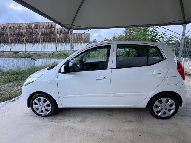 HYUNDAI i10 1.1 12V EURO 5 BENZ OK NEOP POCHISSIMI CHILOMETRI