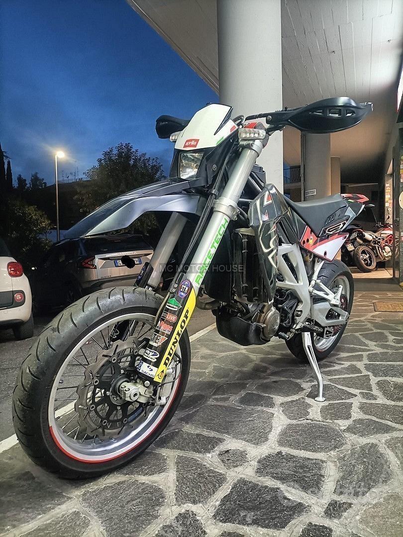 Aprilia sxv 450 +prom incluso passaggio+patente a2