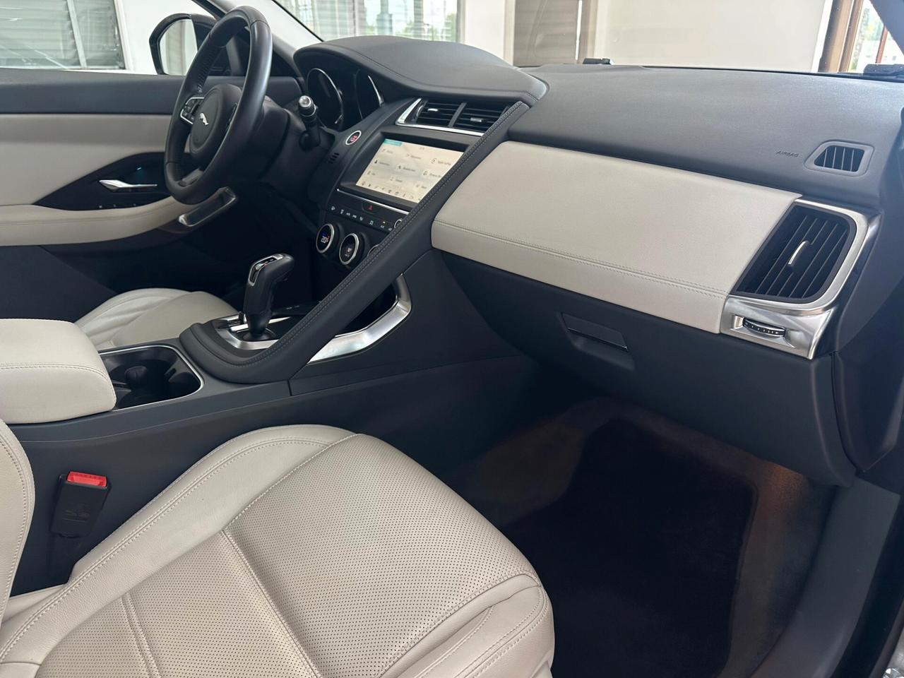 Jaguar E-Pace 2.0D 150 CV AWD aut. R-Dynamic S