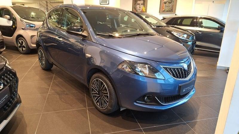 Lancia Ypsilon 1.0 FireFly 5 porte S&S Hybrid Gold