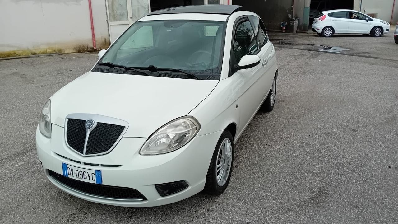 Lancia y 1.2 benz t.aprib.full/opt-2009