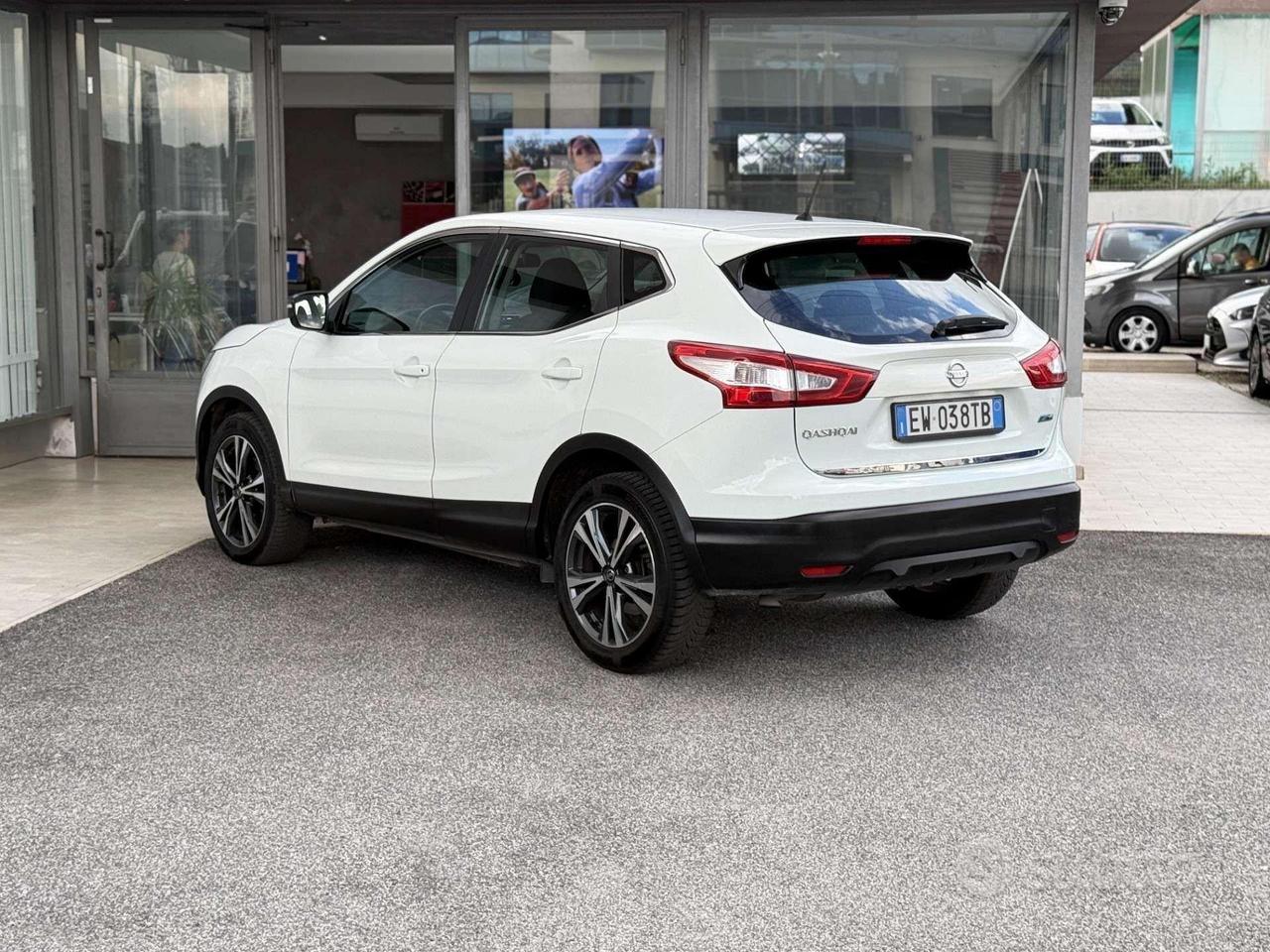 Nissan Qashqai 1.6 Diesel 130CV E5 - 2014