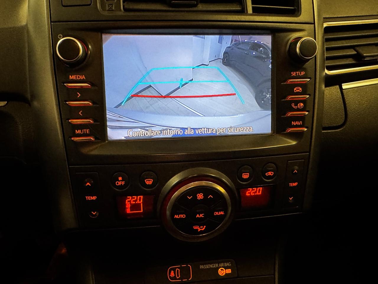 Toyota Verso 1.6 D-4D-Euro6-Telecamera-Garantita-Permute-