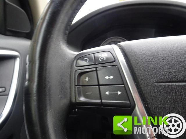 VOLVO XC60 D4 Geartronic Momentum