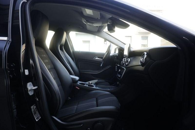 Mercedes-Benz GLA GLA 200 d Sport auto Unicoproprietario