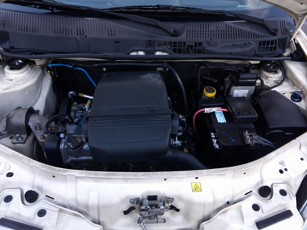 Lancia Ypsilon 1.2 Oro Bianco 07