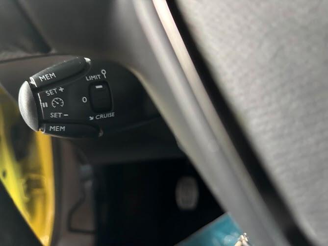 Peugeot 208 1.2 75CV NEOPATENTATI