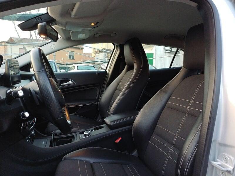 Mercedes-Benz GLA GLA 200 d Automatic Sport